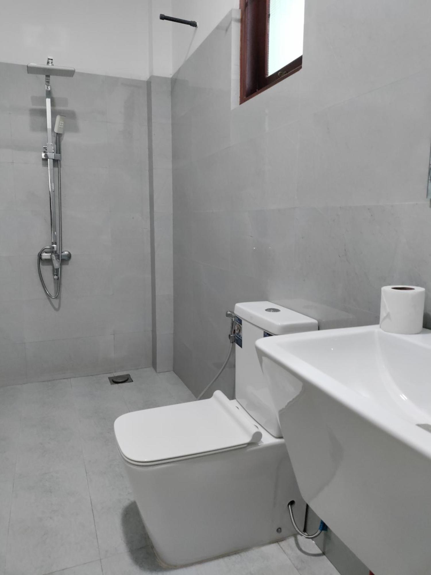 La Fiesta Bed & Breakfast Уелигама Стая снимка